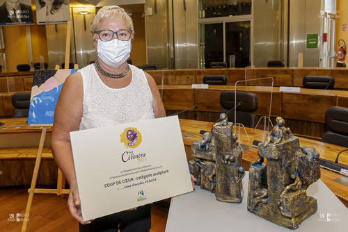 Catégorie sculpture : Ouardia Vergne, « Un cri dans la cité" 