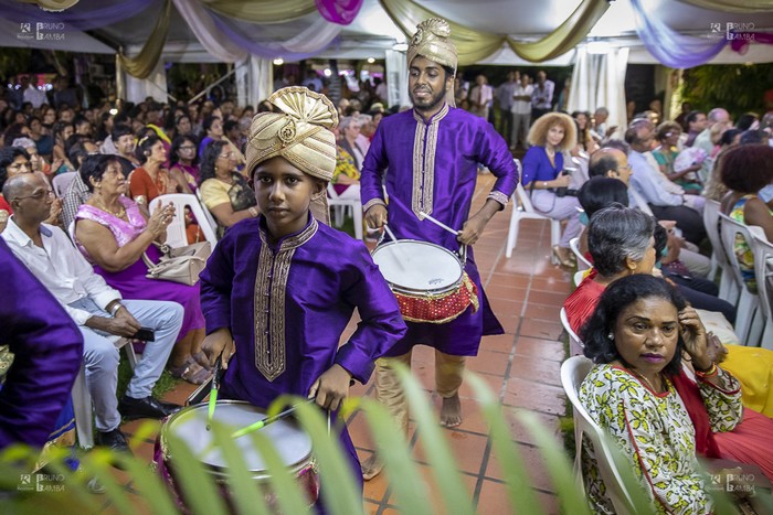 des musiciens animent la soirée