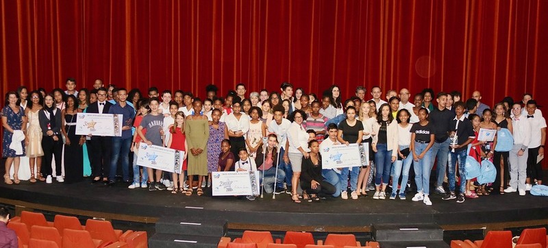 photo de groupe des lauréats