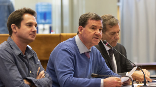 Bruno LORIO, Daniel, GONTHIER et Marc PAOLI dans l'hémicycle du Département