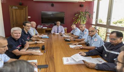 reunion entre le président Cyrille Melchior, le Colonel Hervé Berthouin et ses équipes