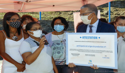 Des chaines de solidarité pour fabriquer des lunettes de protection