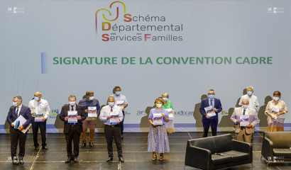 Signature de la Convention cadre relative au Schéma Départemental des Services aux Familles