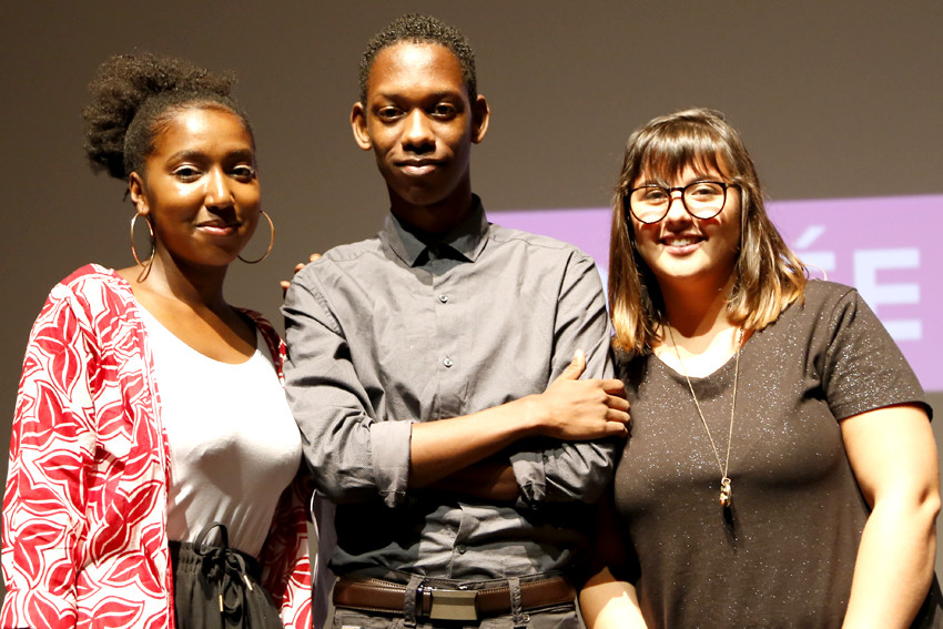 Les gagnants du Concours Régional d'Eloquence 2018, Soala Mbahé et Noah Salé 2ème ex eaquo et Ludovic BABAS, le vainqueur du Concours d'éloquence 2018