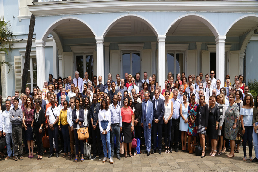 principaux, gestionnaires des collèges et des élus du Département