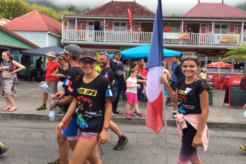 Le Cdj en action sur le terrain dans le cadre du Raid in France. Il accompagne avec d’autres jeunes les compétiteurs de Raid Aventure 