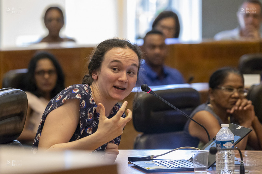 Claire DE ROCQUIGNY, consultante du Pôle Autonomie-Santé a dévoilé les pourtours du Plan Séniors