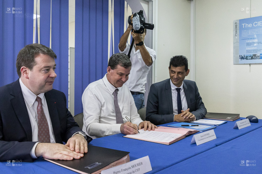 Signature de la convention cadre entre le CIEP et le Conseil départemental de La Réunion