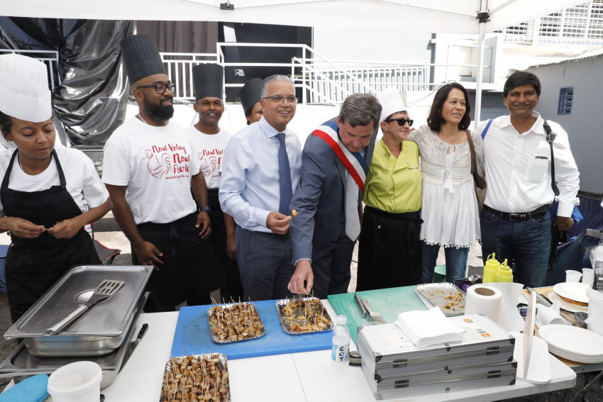 un barbecue géant a été réalisé sur le stand Volay peï