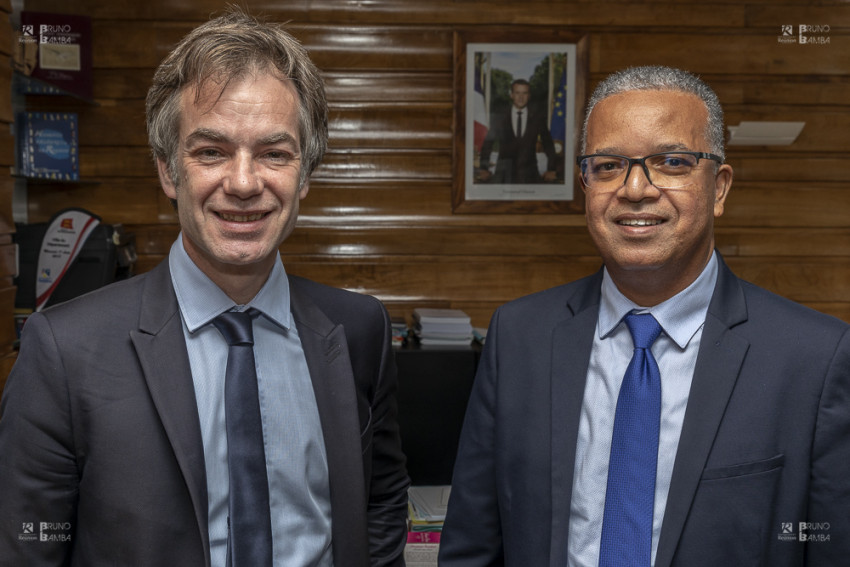 Jean Philippe VINQUANT directeur général de la cohésion sociale et Cyrille Melchior président du Conseil départemental