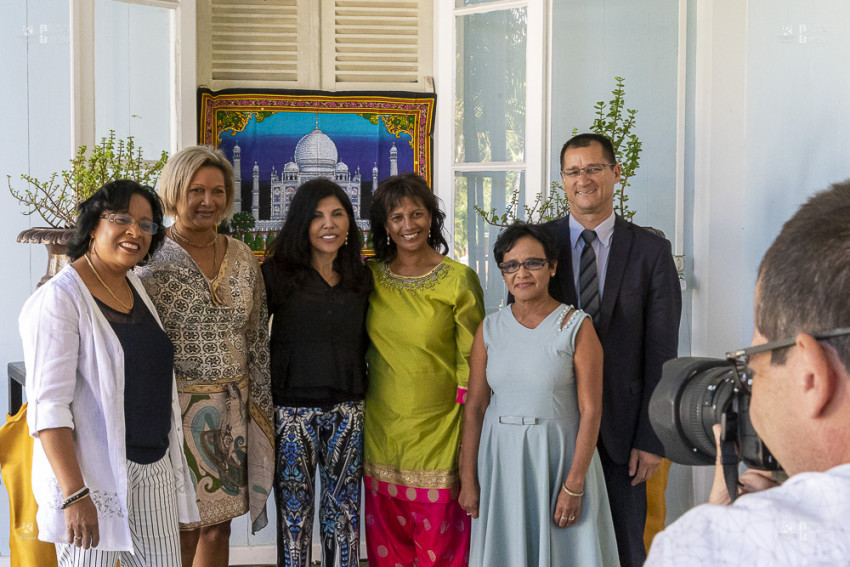 Marie-Lyne Soubadou, Jacqueline Henry, Nassimah Dindar, Guilaine Quessoi, Maryse Dache et Daniel Jean-Baptiste