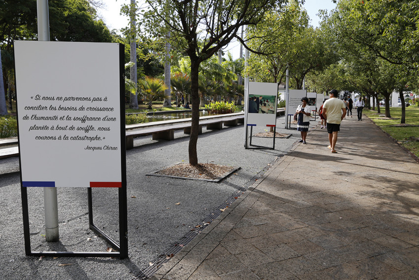 Une exposition consacrée à Jacques Chirac dans le Jardin de l'Etat