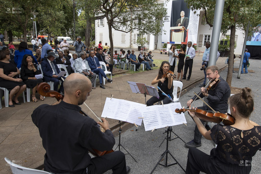 Un quatuor à cordes a accueilli le public sur des airs de musique classique