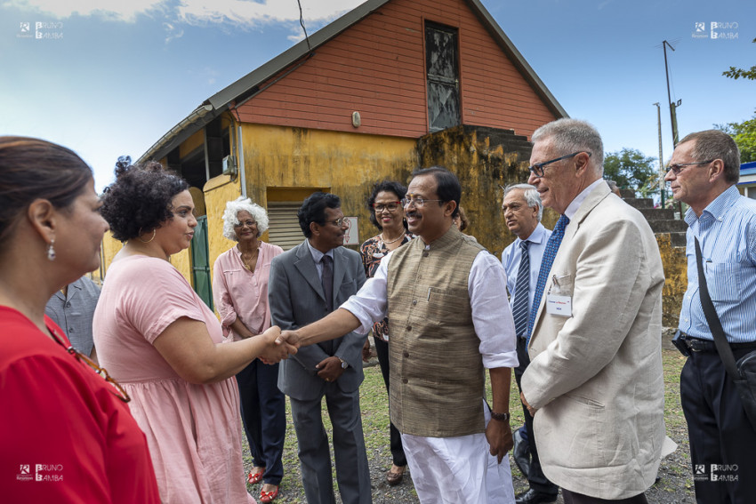 Son Excellence M. Vellamvelly Muraleedharan, Ministre d'Etat chargé des affaires étrangères de l'Inde accueilli sur le site du Lazaret 1 de la grande chaloupe
