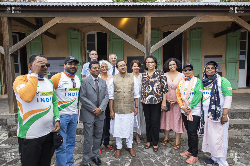 L'équipe nationale indienne de cerf-volant était également présente lors de cette visite