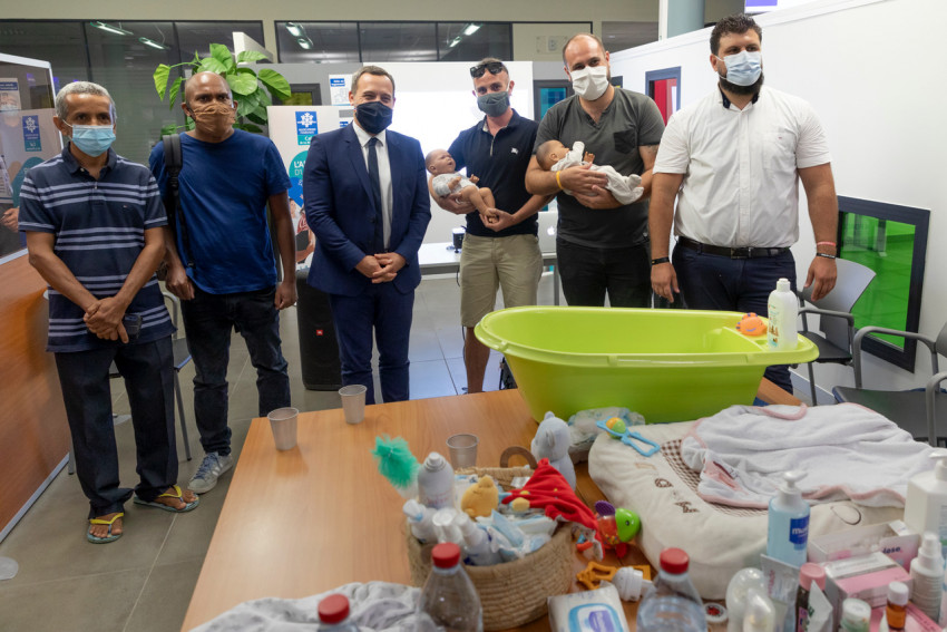 Visite du siège de la CAF à Sainte Marie