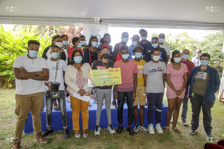 3e prix pour le collège Célimène Gaudieux de la Saline-les-Hauts