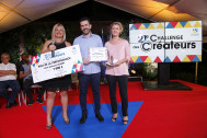 Remise des prix par Sandrine BIANCHI, Vice-Présidente du Conseil Régional de l'Ordre des Experts-Comptables dans la catégorie "Prix de la Performance" aux finalistes, Mme Nathalie NOURRY et Mr Michael CHOUICHA