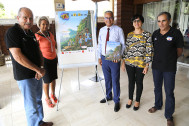 Présentation de l'affiche du GR 2019 avec Robert CHICAUD,Président de l'association le Grand Raid, Jacqueline HENRY, Conseillère Départementale, Cyrille MELCHIOR,Président du Conseil Départemental, Claudette GRONDIN, Vice présidente  du Conseil Départemental et Marc LEVY de l'association le Grand Raid