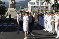 Salutations aux troupes militaires